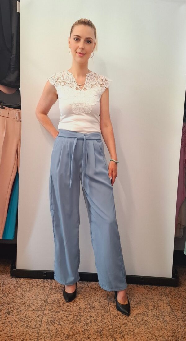 spletna-trgovina-z-zenskimi-oblacili-hlace-modra (6)