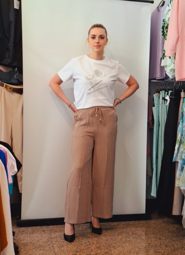 spletna-trgovina-z-zenskimi-oblacili-hlace-svetlo-rjava