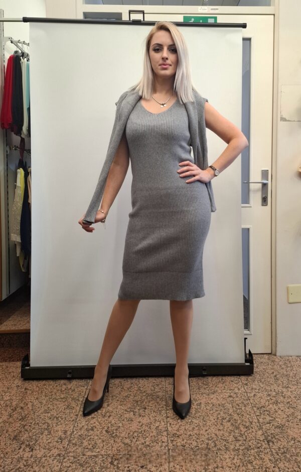 spletna-trgovina-komplet-obleka-pulover-siva (2)