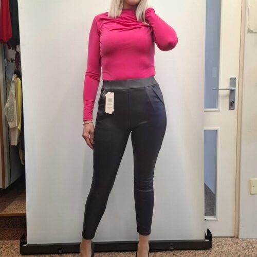 Ženske hlače ZARA - tople - slika 1