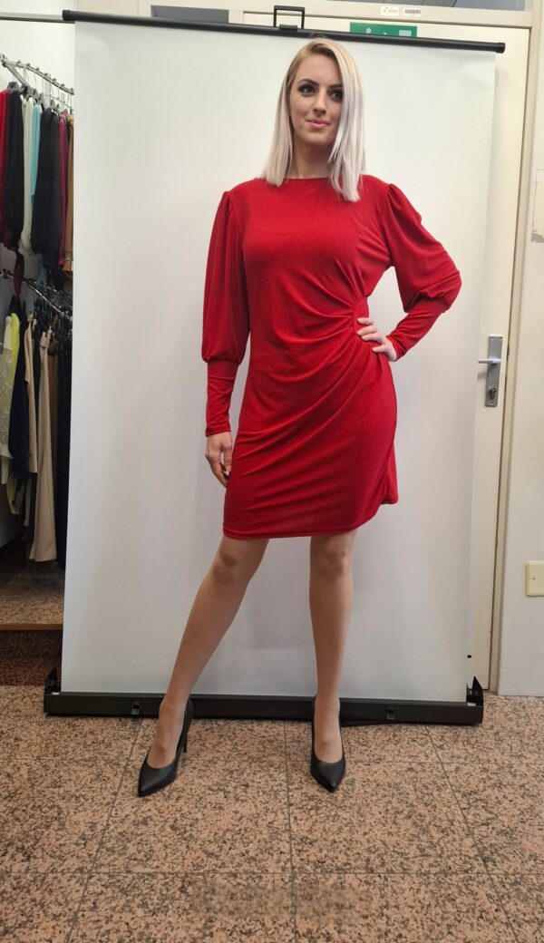 spletna-trgovina-z-zenskimi-oblacili-obleka-rdeca (4)