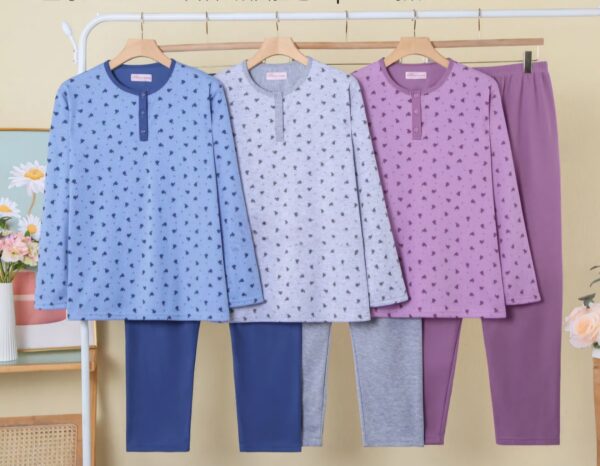 spletna-trgovina-z-zenskimi-oblacili-topla-pizama (4)