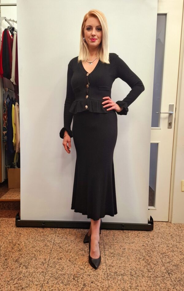 spletna-trgovina-z-zenskimi-oblacili-kompet-crna (2)