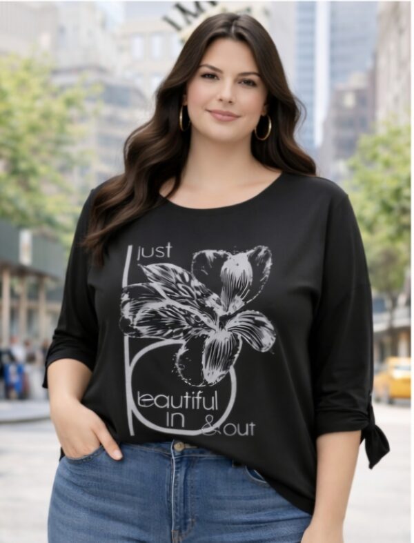 spletna-tgovina-z-oblacili-zenske-hlače-jeans-majica-z-dolgimi-rokavi-črna-vecje-velikosti